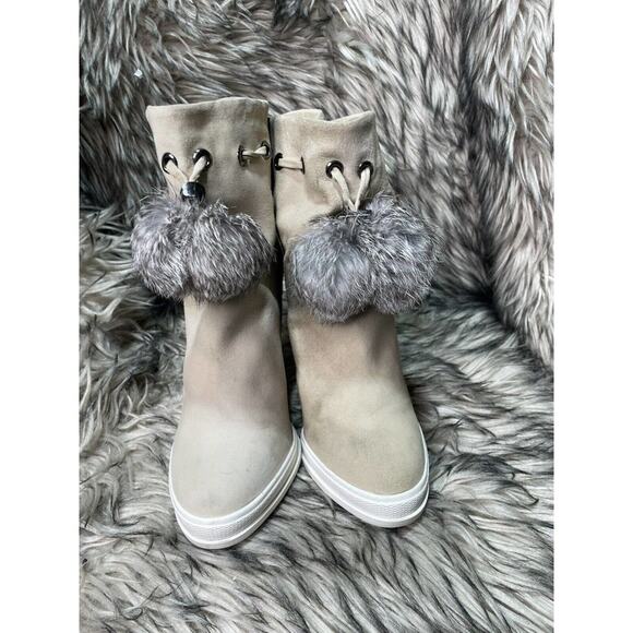 BCBG MAXAZRIA Ma‎ Perry Ivory Suede Ankle Bootie 4in Heel Real Fur Women's 7.5M - Picture 3 of 9